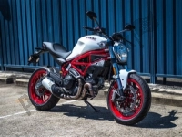 Todas las piezas originales y de repuesto para su Ducati Monster 659 Australia 2012.